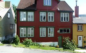 Red Old House Tromso Apartment