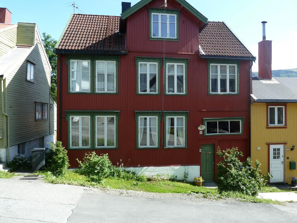 Red Old House Tromso Apartment Zimmer foto
